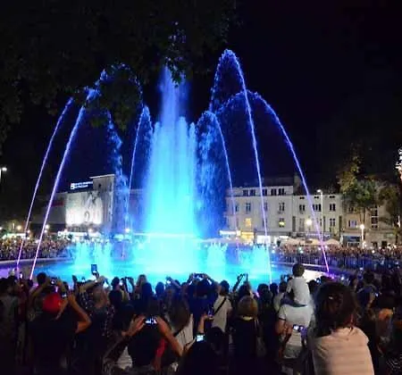 Cosy 9 * セインツ・コンスタンティン＆ヘレナ