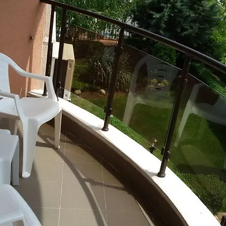 Cosy 9 * Szent Konstantin és Elena